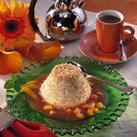 Kokos-Joghurt-Flan mit Aprikosen Rezept Kokos-Joghurt-Flan mit Aprikosen Rezept