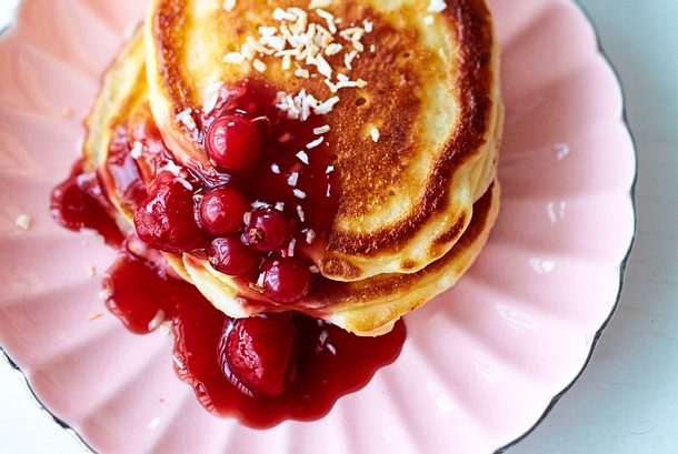 Kokos-Pancakes mit Beeren Rezept