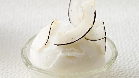 Kokossorbet Rezept - Foto: House of Food / Bauer Food Experts KG