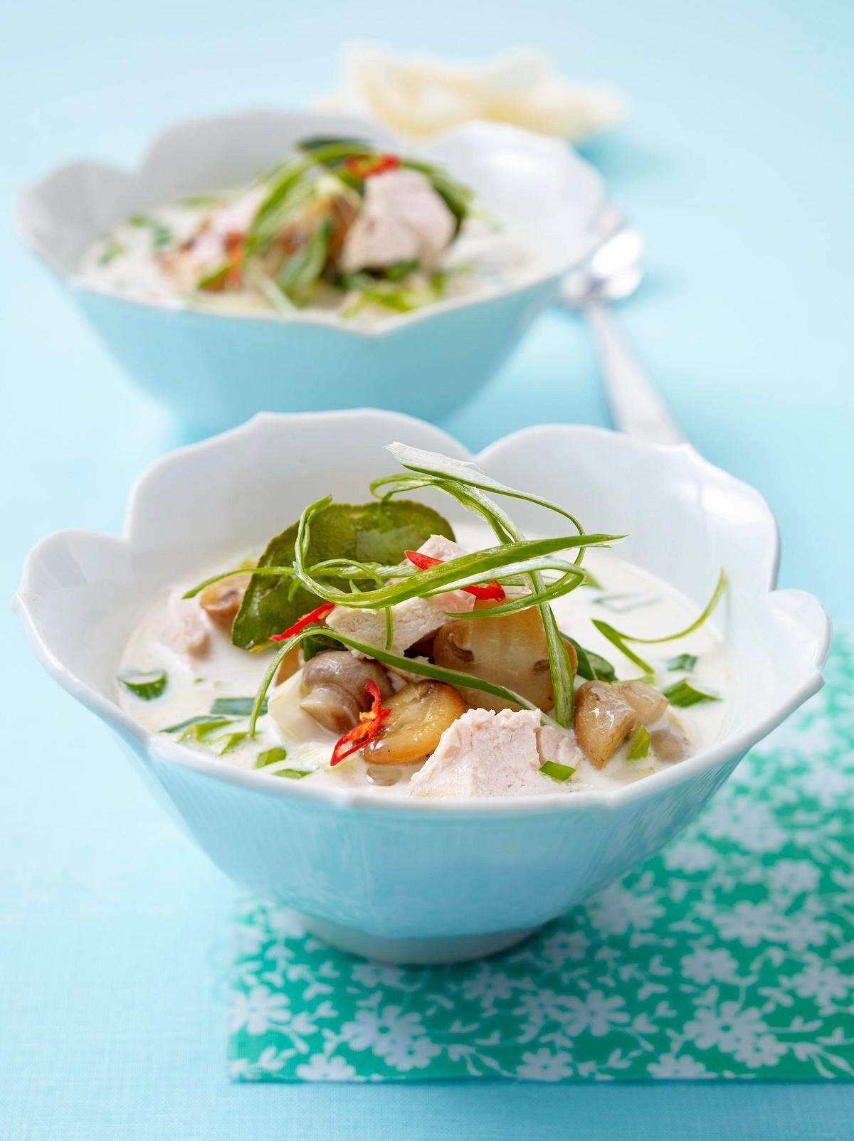 Kokossuppe mit Hähnchen Rezept