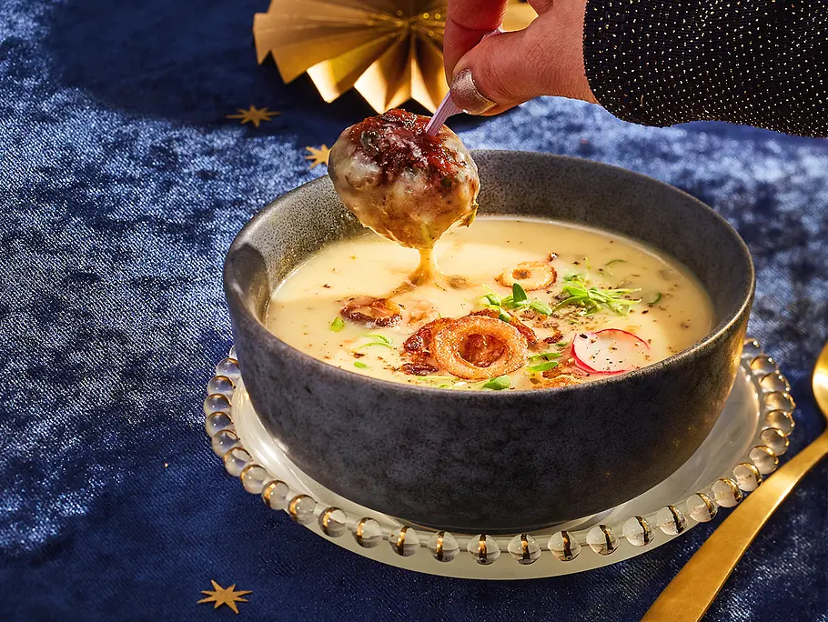 Kosmisch leckere Fonduesuppe Rezept