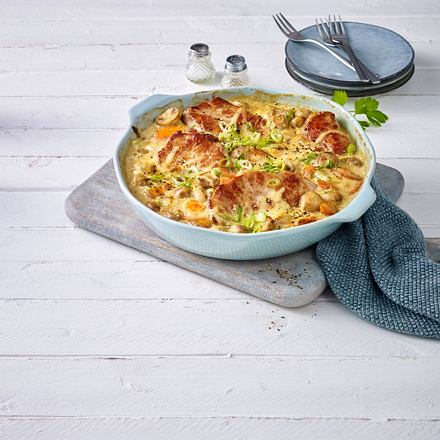 Kotelett-Auflauf mit Pilzen Rezept Kotelett-Auflauf mit Pilzen Rezept