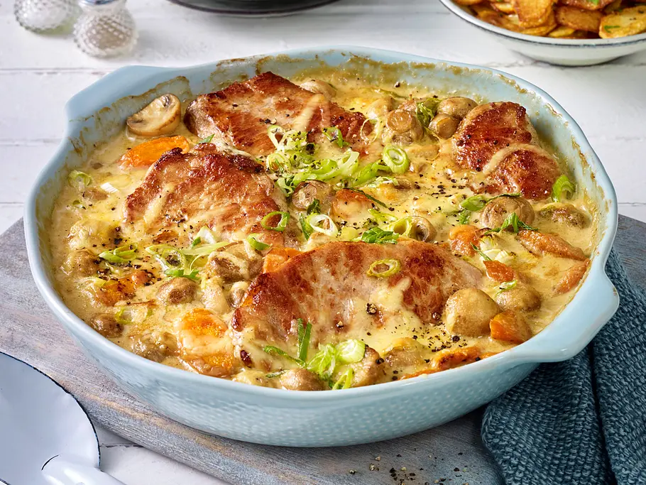 Kotelett-Auflauf mit Pilzen Kotelett-Auflauf mit Pilzen Rezept
