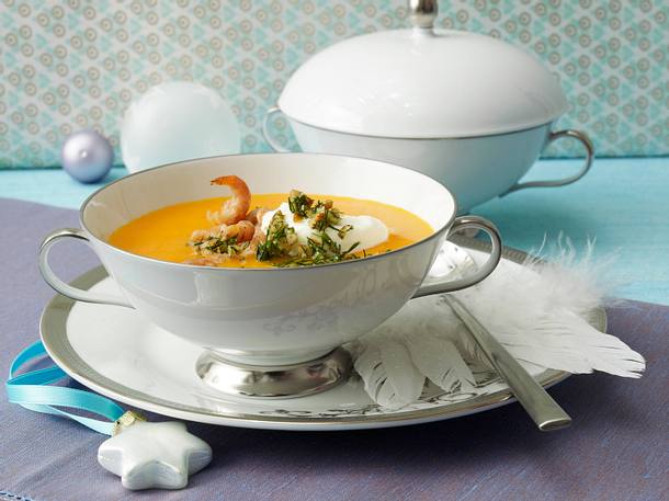 Krabbensuppe mit Dill-Pesto Rezept Krabbensuppe mit Dill-Pesto Rezept