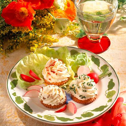 Kräcker mit Frischkäse Rezept Kräcker mit Frischkäse Rezept