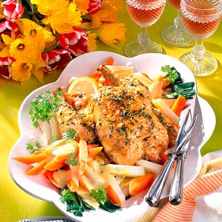 Kräuter-Hähnchen mit jungem Gemüse Rezept Kräuter-Hähnchen mit jungem Gemüse Rezept