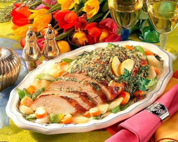 Kräuter-Putenbraten mit buntem Gemüse Rezept Kräuter-Putenbraten mit buntem Gemüse Rezept
