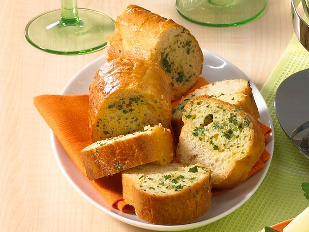 Kräuterbaguette zum Brühe-Fondue