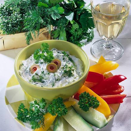 Kräuterquark-Dip Rezept Kräuterquark-Dip Rezept