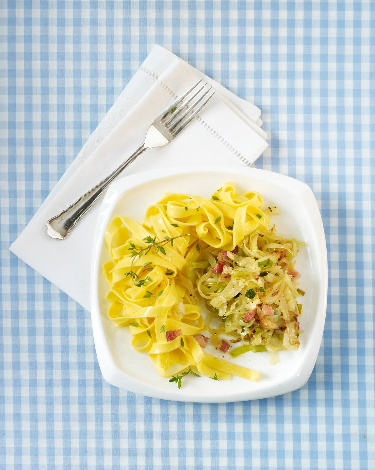 Kraut-Bandnudeln (Trennkost, Kohlenhydrat-Gericht) Rezept