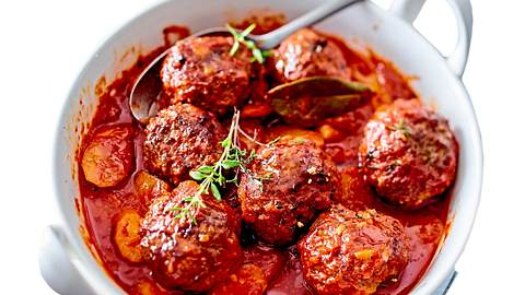 Kräuter-Polpette in Tomatensugo Rezept - Foto: House of Food / Food Experts KG