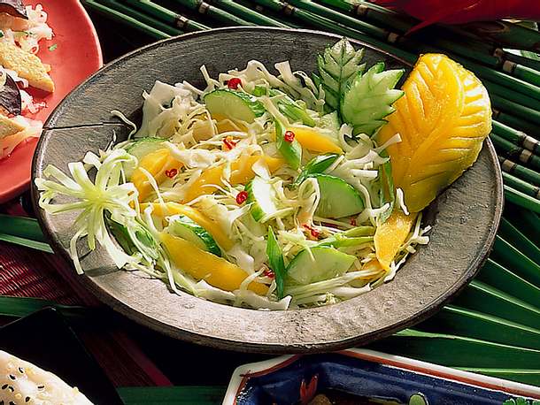 Krautsalat mit Mango Rezept | LECKER