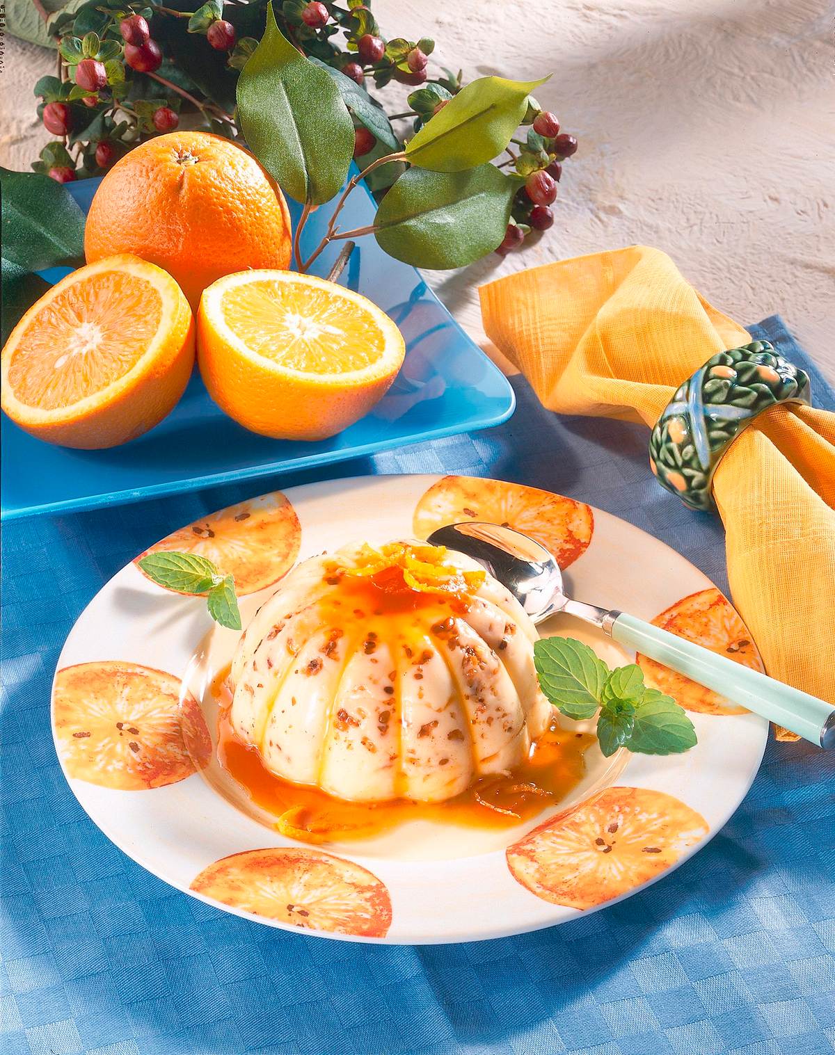 Krokant-Pudding auf Orangensoße Rezept