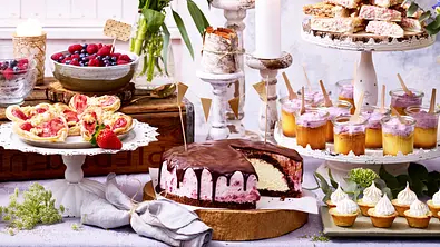 Kuchenbuffet - Foto: LECKER @ Bauer Media Group