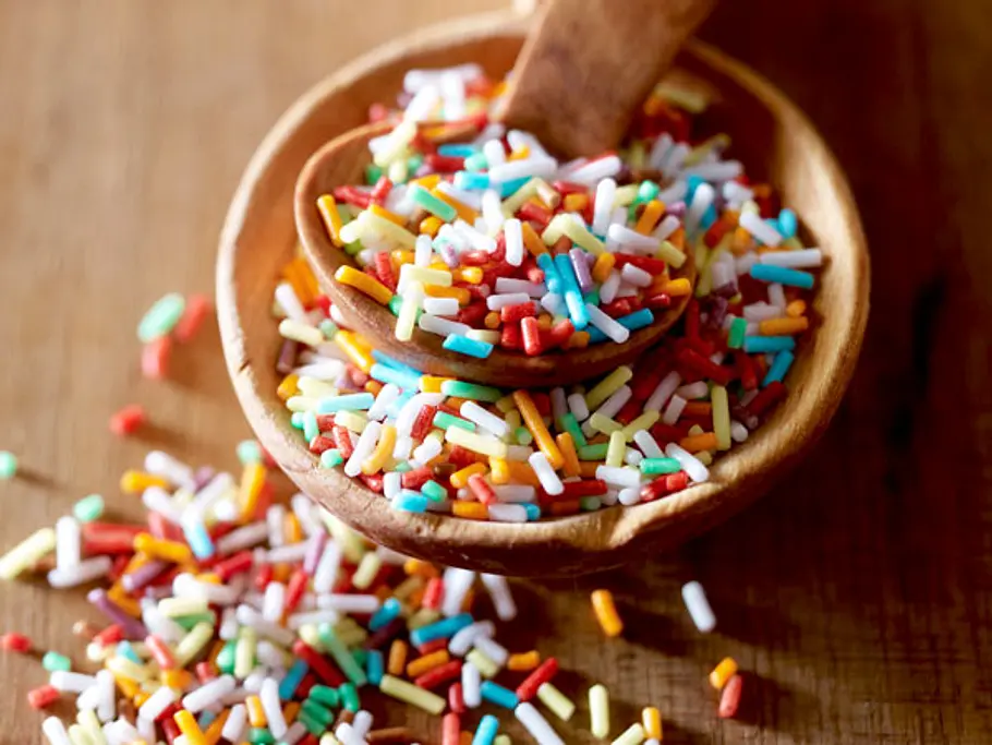 Kuchendeko mit Zuckerstreuseln