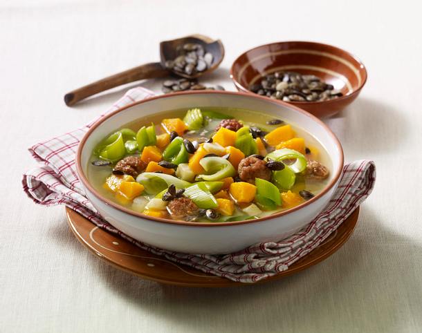 Kürbis-Lauch-Eintopf mit Mettklößchen Rezept Kürbis-Lauch-Eintopf mit Mettklößchen Rezept