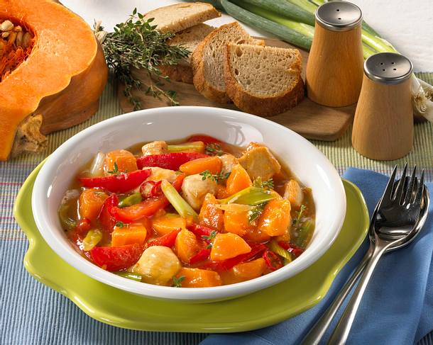 Kürbis-Ragout mit Brot Rezept