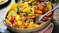 Kürbis-Ravioli in einem flachen ovalen Bräter - Foto: LECKER @ Bauer Media Group Kürbis-Ravioli in einem flachen ovalen Bräter - Foto: LECKER @ Bauer Media Group