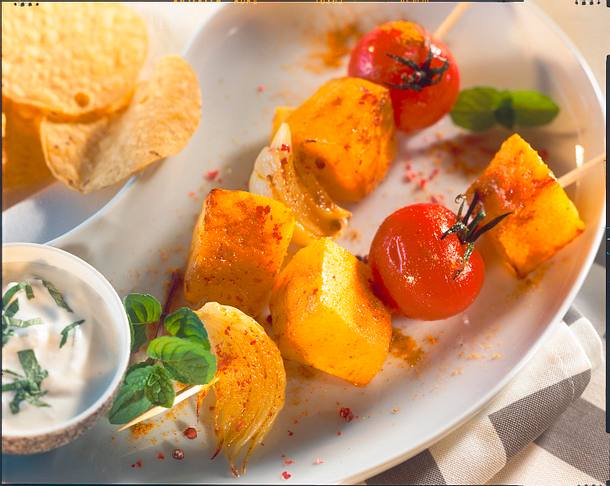 Kürbis-Tomaten-Spieße mit Dip Rezept Kürbis-Tomaten-Spieße mit Dip Rezept