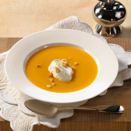 Kürbiscreme mit Buttercroûtons Rezept Kürbiscreme mit Buttercroûtons Rezept