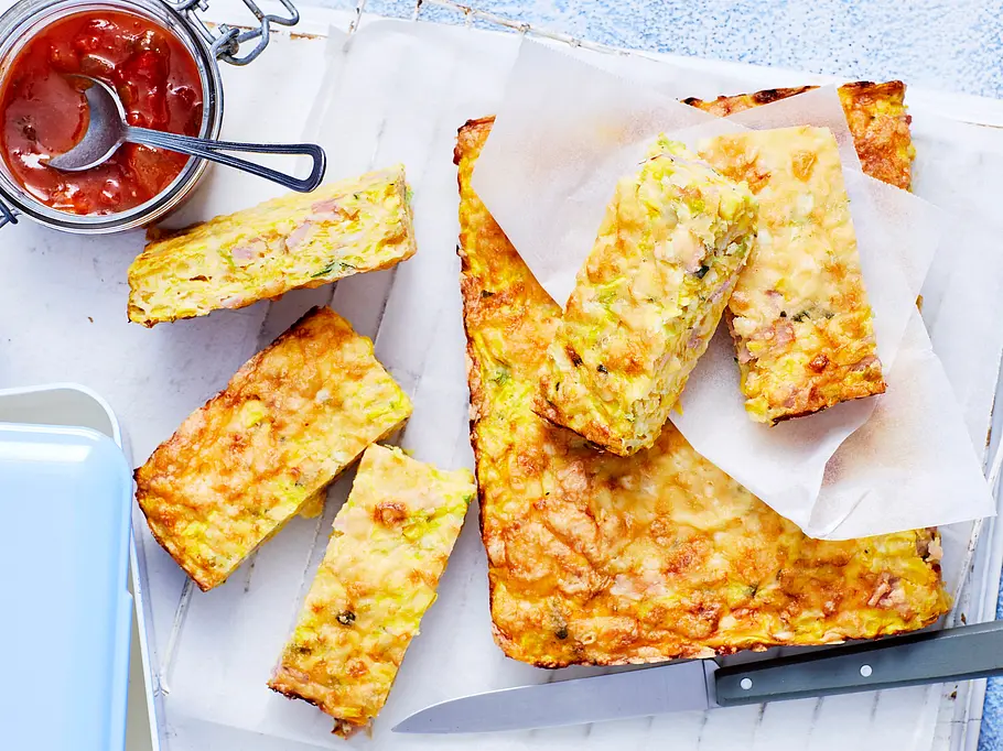 Kürbiskuchen mit Mais und Speck Rezept Kürbiskuchen mit Mais und Speck Rezept