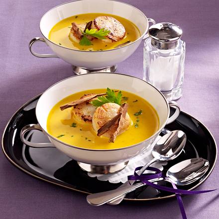 Kürbissuppe mit Jakobsmuscheln Rezept Kürbissuppe mit Jakobsmuscheln Rezept