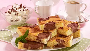 Kuhflecken-Puddingkuchen vom Blech Rezept - Foto: LECKER @ Bauer Media Group