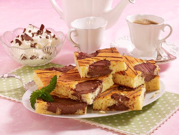Kuhflecken-Puddingkuchen vom Blech Rezept Kuhflecken-Puddingkuchen vom Blech Rezept