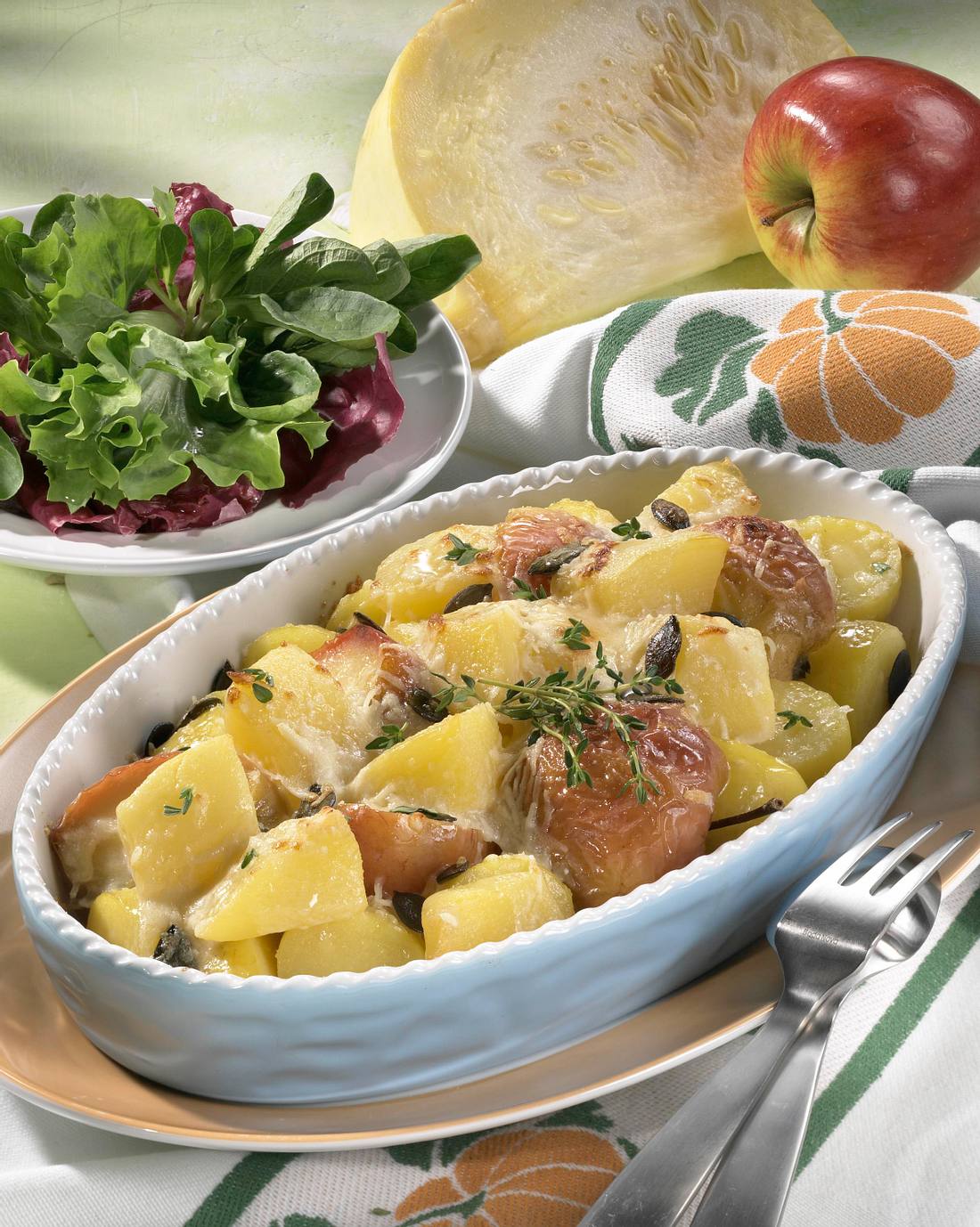 Kürbis-Apfel-Kartoffel-Gratin Rezept | LECKER