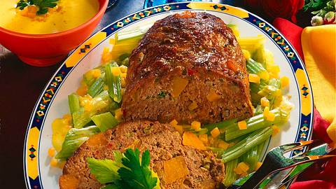Kürbis-Hackbraten Rezept - Foto: House of Food / Bauer Food Experts KG