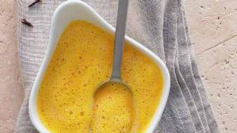 Kürbis-Ingwer-Suppe (Frank Rosin) Rezept - Foto: House of Food / Bauer Food Experts KG