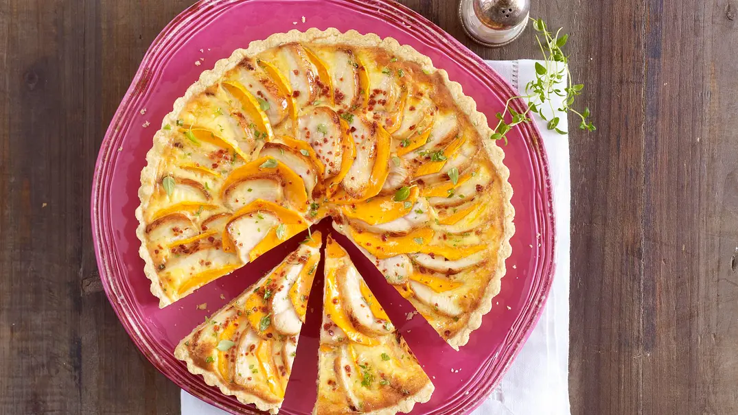 Kürbis-Quiche mit Ziegenkäse Rezept - Foto: LECKER @ Bauer Media Group Kürbis-Quiche mit Ziegenkäse Rezept - Foto: LECKER @ Bauer Media Group