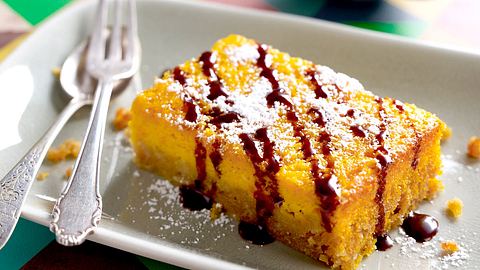 Kürbiskuchen mit Haferkeksboden Rezept - Foto: House of Food / Bauer Food Experts KG