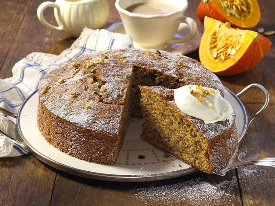 Kürbiskuchen mit Walnüssen Rezept Kürbiskuchen mit Walnüssen Rezept