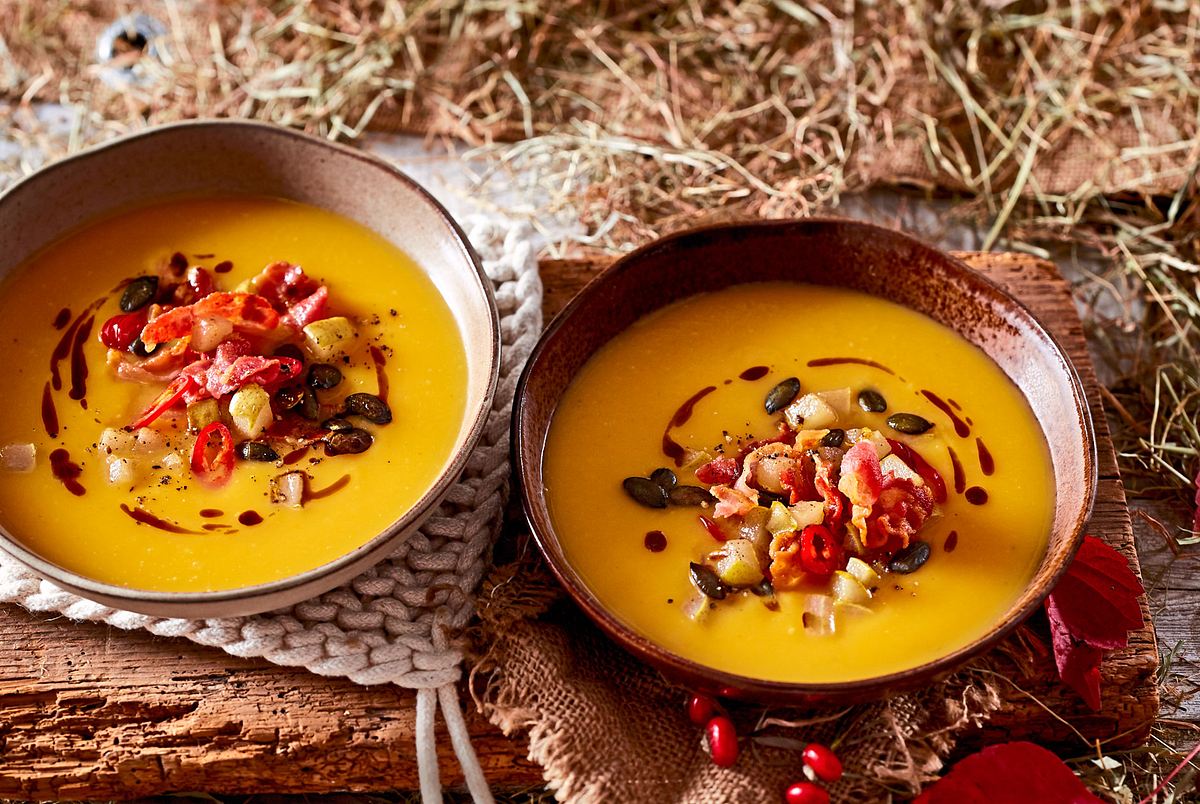 Kürbissuppe mit fruchtigem Pfiff Rezept