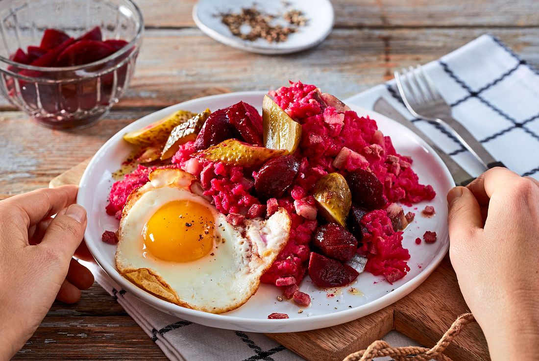 Labskaus à la Möhring Rezept Labskaus à la Möhring Rezept