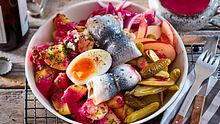 Labskaus-Salat mit Rollmops - Foto: House of Food / Bauer Food Experts KG