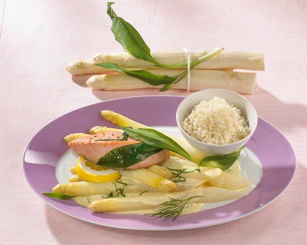 Lachs auf weißem Spargel Rezept Lachs auf weißem Spargel Rezept