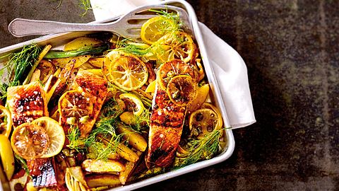 Lachs auf Zitronenkartoffeln Rezept - Foto: House of Food / Bauer Food Experts KG