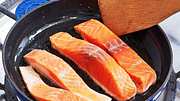 Lachs braten - Foto: House of Food / Bauer Food Experts KG