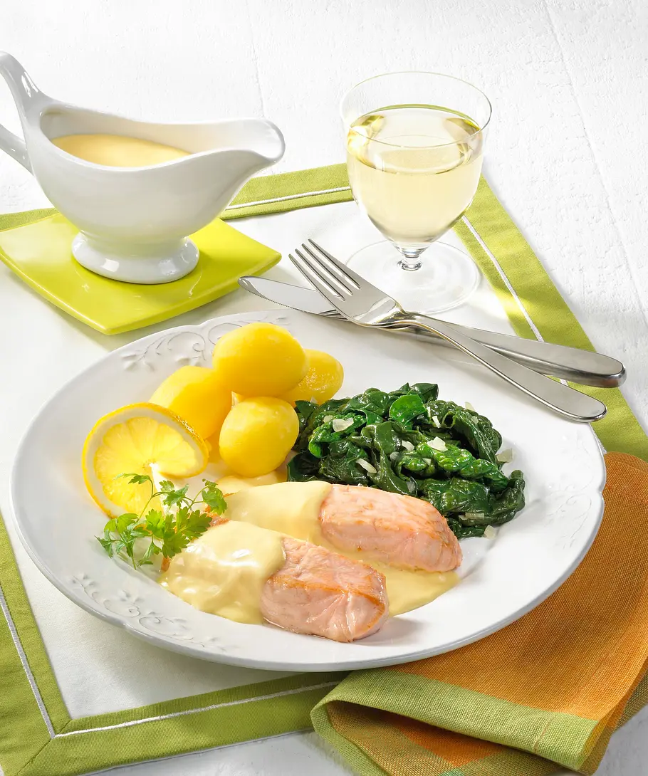 Lachs mit Sauce Hollandaise Rezept Lachs mit Sauce Hollandaise Rezept
