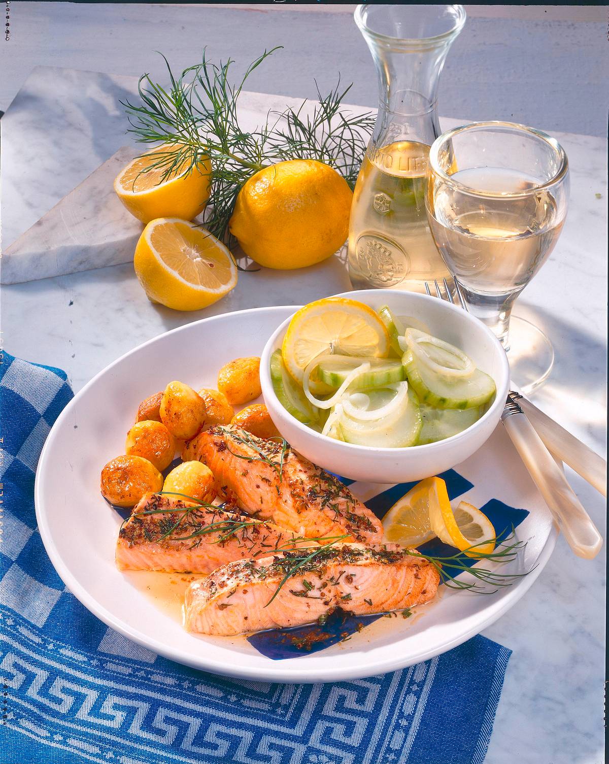 Lachs mit Senf-Dill-Pfeffer-Kruste Rezept