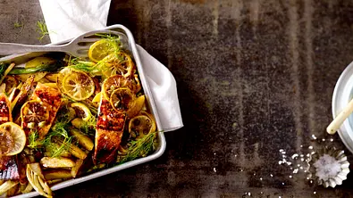 Lachs mit Zitronen-Kartoffeln Rezept - Foto: LECKER @ Bauer Media Group