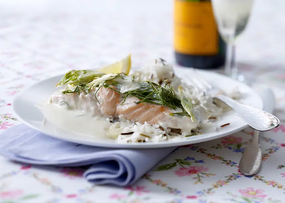 Lachsfilet in Champagner-Sahne-Soße Rezept Lachsfilet in Champagner-Sahne-Soße Rezept