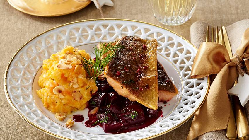 Lachsforelle mit Rote-Bete-Dillgemüse Rezept - Foto: House of Food / Bauer Food Experts KG