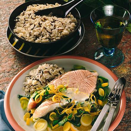 Lachskoteletts in Wermuth-Sahne Rezept