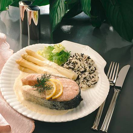 Lachskoteletts mit Senfsahne Rezept