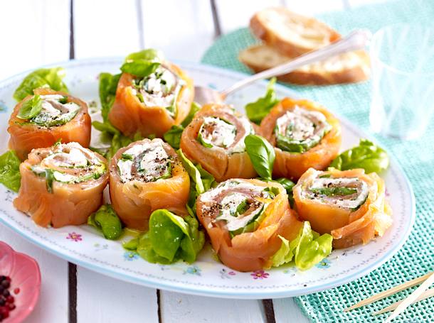 Lachsröllchen mit Forellencreme Rezept Lachsröllchen mit Forellencreme Rezept
