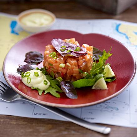 Lachstatar mit Wasabi-Creme Rezept Lachstatar mit Wasabi-Creme Rezept