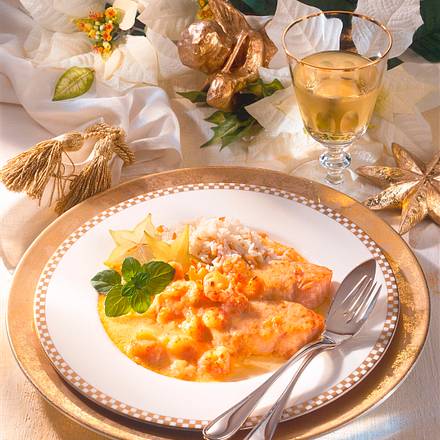Lachstranchen mit Shrimpssoße Rezept Lachstranchen mit Shrimpssoße Rezept
